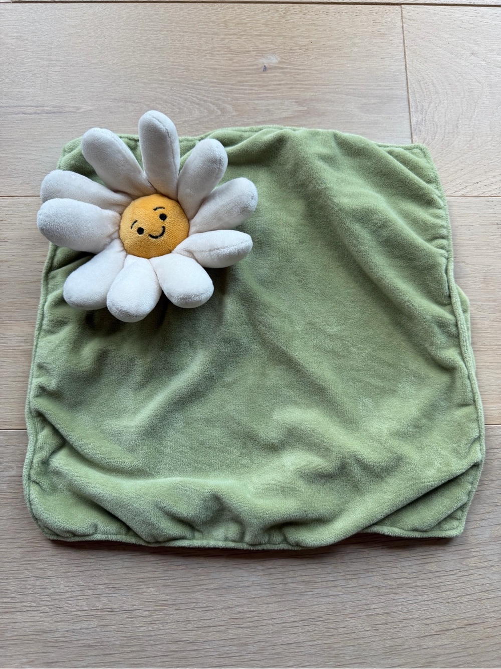 Jellycat Amuseable Daisy Soother / Lovey Security Blanket